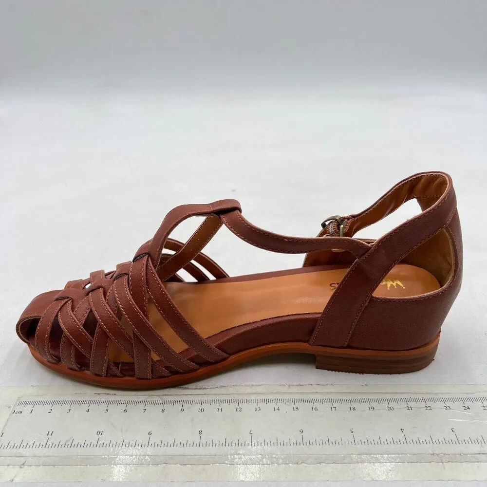 Wo Wagas Brown Round Toe Low Heels Cross Straps Ankle T-Strap Buckles Sandals